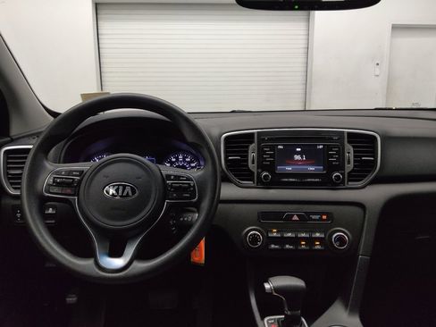 Used 2017 Kia Sportage LX FWD image 22