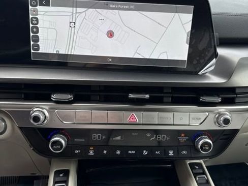Certified 2025 Kia Telluride S image 13