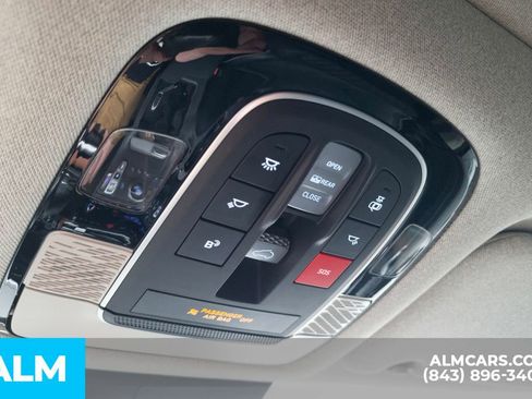 Used 2025 Hyundai Palisade Limited image 22