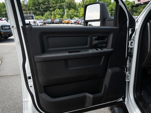 New 2026 RAM 3500 Tradesman AWD/4WD image 16