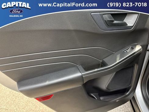 Certified 2023 Ford Escape Active w/ Tech Pack #1 FWD image 17