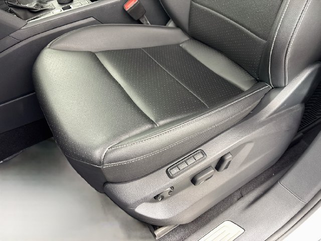 Certified 2023 Volkswagen Atlas SEL AWD/4WD image 21