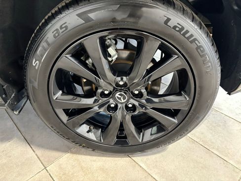 Certified 2024 MAZDA CX-30 AWD 2.5 S w/ Preferred Package image 11