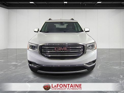 Certified 2019 GMC Acadia SLT image 3