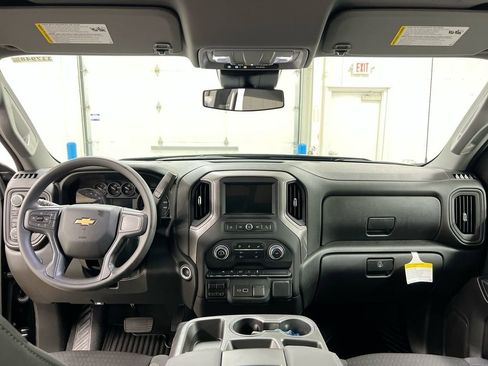 Used 2023 Chevrolet Silverado 1500 Custom w/ 2.7L Blackout Package AWD/4WD image 10