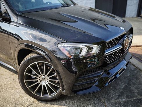 Used 2022 Mercedes-Benz GLE 350 4MATIC w/ AMG Line Exterior image 8