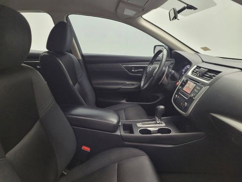 Used 2017 Nissan Altima 2.5 SR FWD image 21