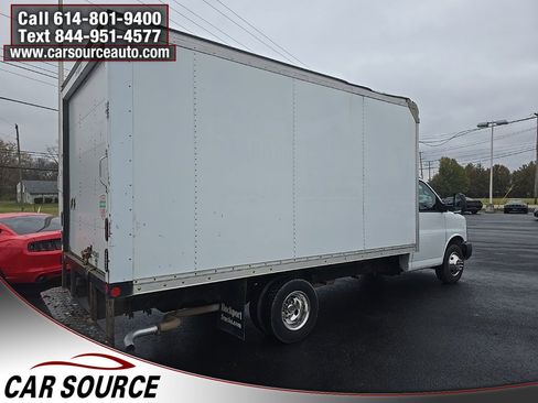 Used 2015 Chevrolet Express 3500 Extended image 5