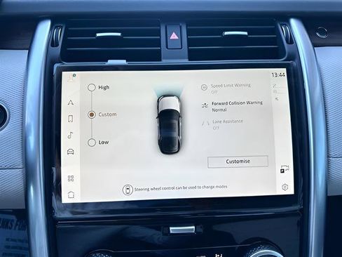 New 2025 Land Rover Discovery Dynamic SE AWD/4WD image 25
