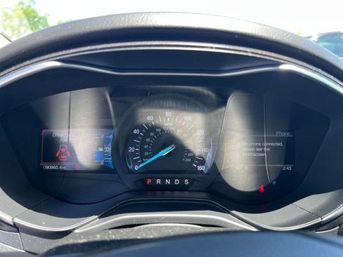 Used 2020 Ford Fusion Titanium AWD/4WD image 11