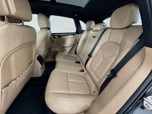 Certified 2023 Porsche Macan GTS AWD/4WD image 24