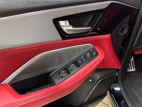 Used 2025 Acura MDX A-Spec image 7