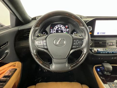 Used 2023 Lexus LS 500 image 11