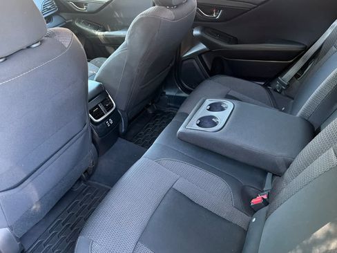 Used 2023 Subaru Outback Premium AWD/4WD image 4