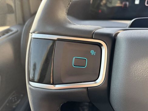 New 2025 Ford Expedition Active image 27