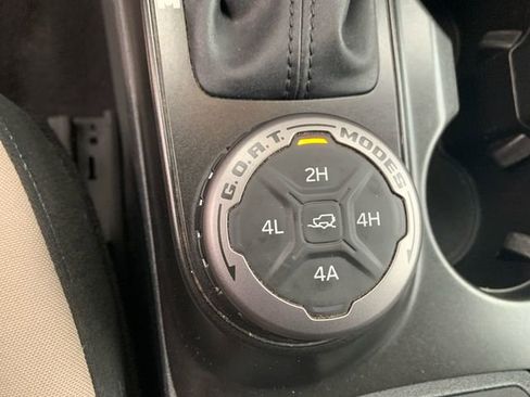 Used 2022 Ford Bronco Wildtrak AWD/4WD image 37