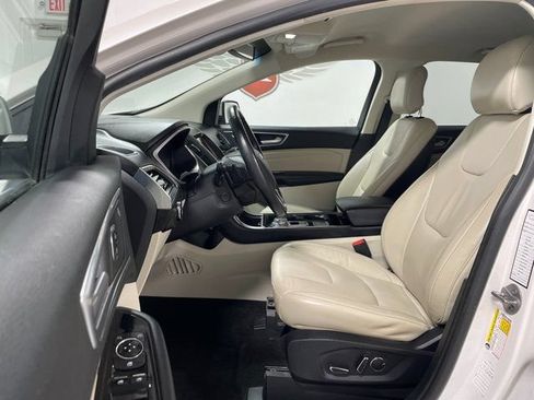 Used 2019 Ford Edge Titanium AWD/4WD image 11