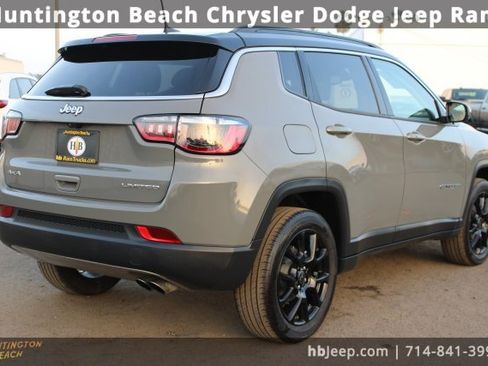 Used 2022 Jeep Compass Limited image 5