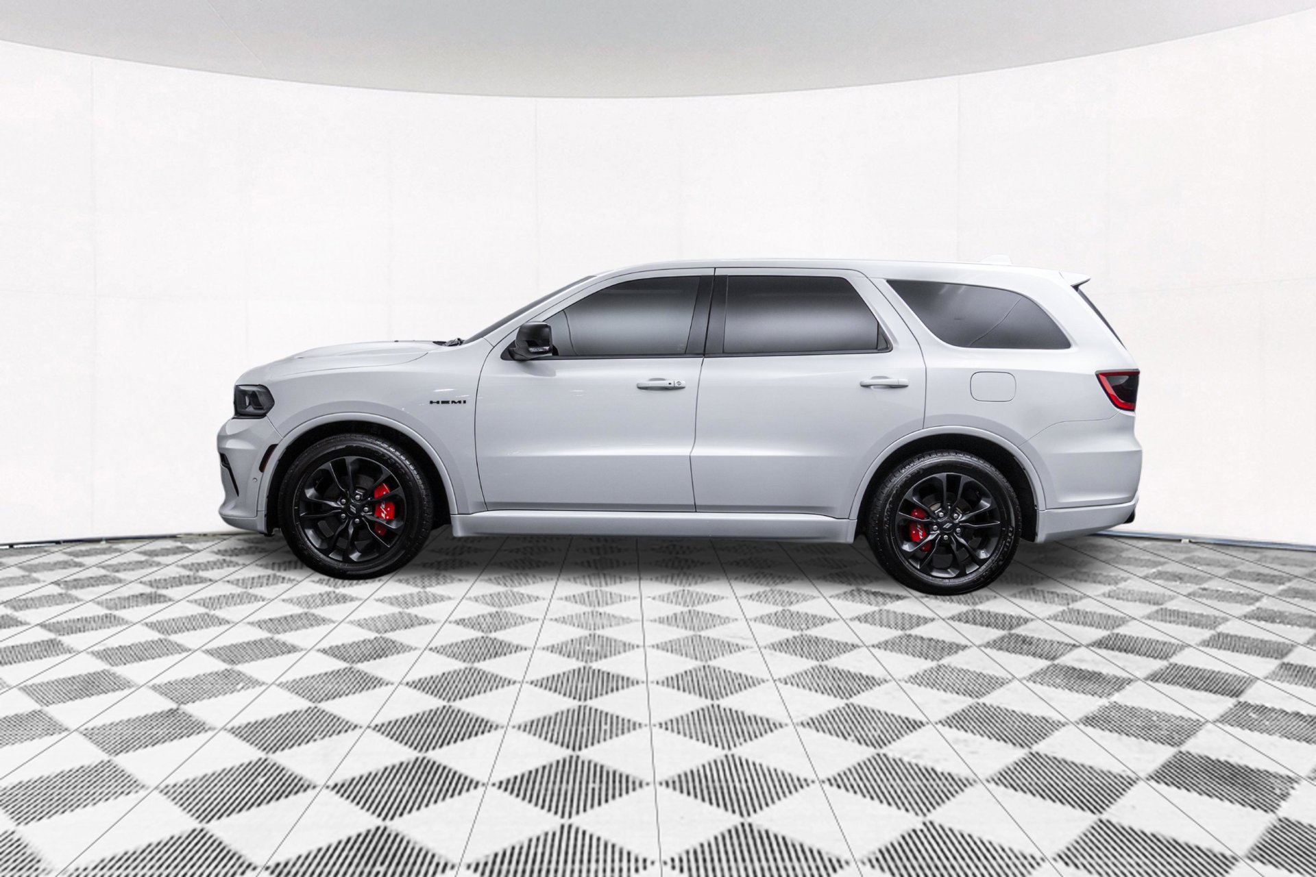Used 2021 Dodge Durango R/T w/ Blacktop Package AWD/4WD image 7