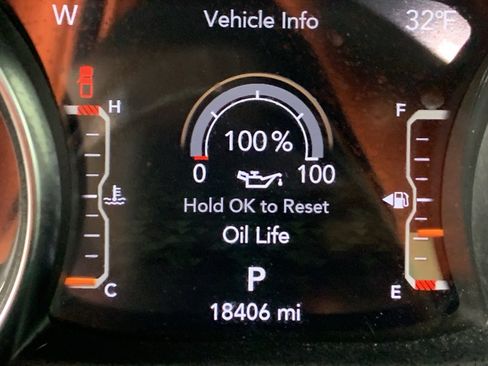 Used 2023 Jeep Gladiator Overland w/ LED Lighting Group image 23