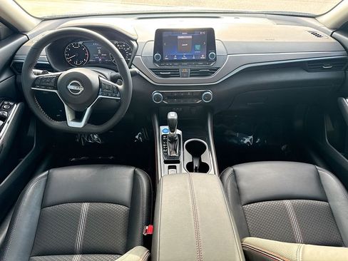 Used 2025 Nissan Altima 2.5 SR AWD/4WD image 24
