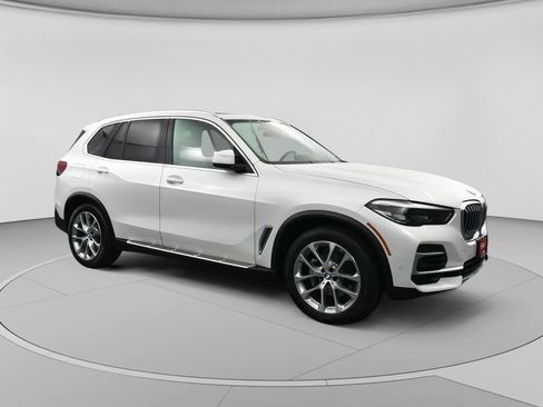 Used 2022 BMW X5 sDrive40i w/ Premium Package RWD image 44