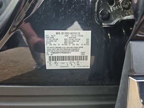 Used 2022 Ford Explorer Limited image 29