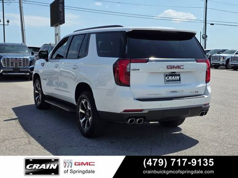 Used 2025 GMC Yukon AT4 AWD/4WD image 5