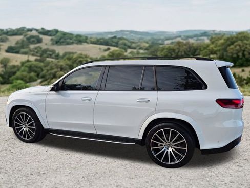 Used 2026 Mercedes-Benz GLS 580 4MATIC image 6