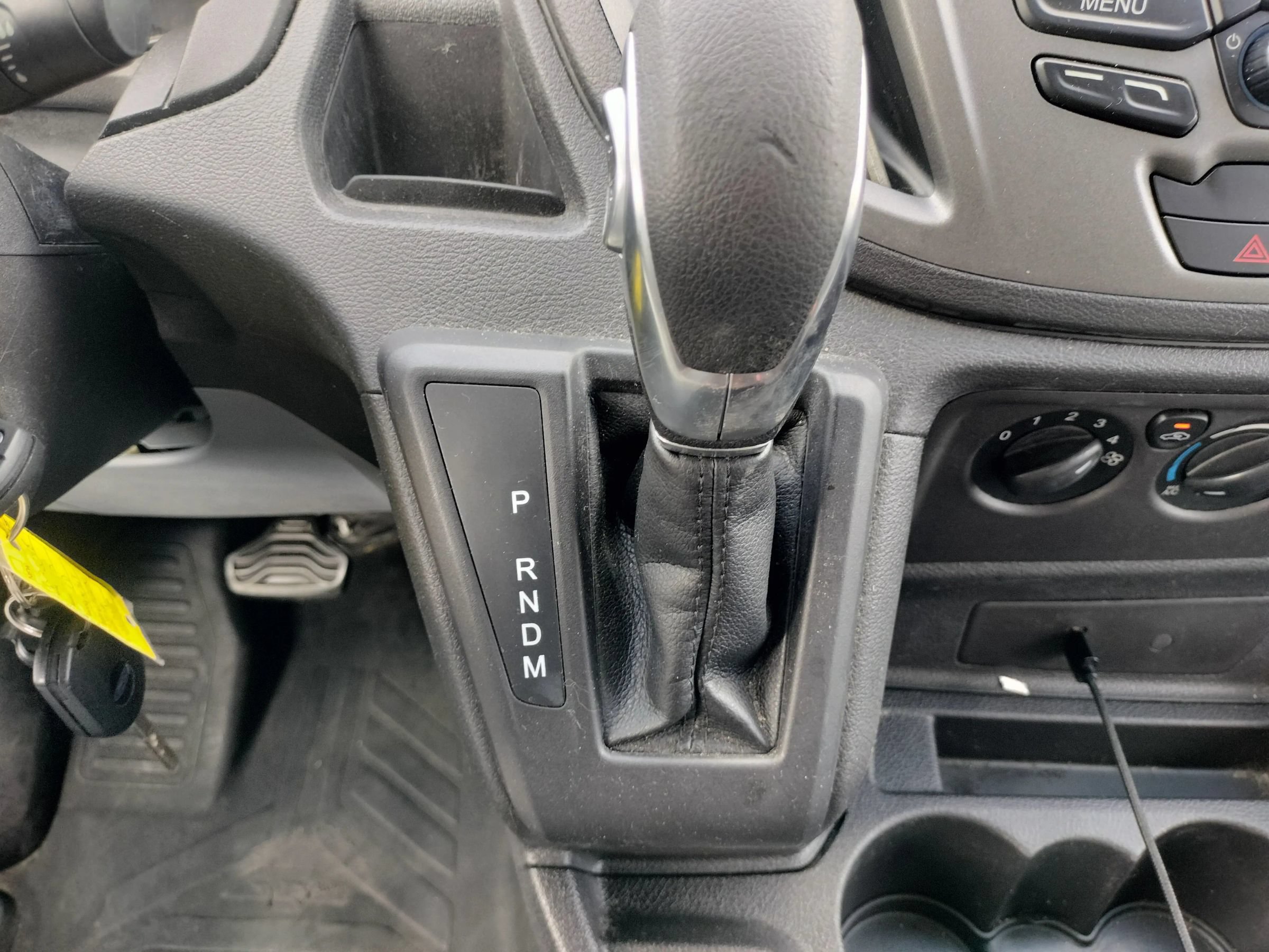 Used 2018 Ford Transit 350 XL RWD image 40