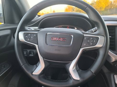 Used 2023 GMC Acadia SLT w/ Trailering Package image 32