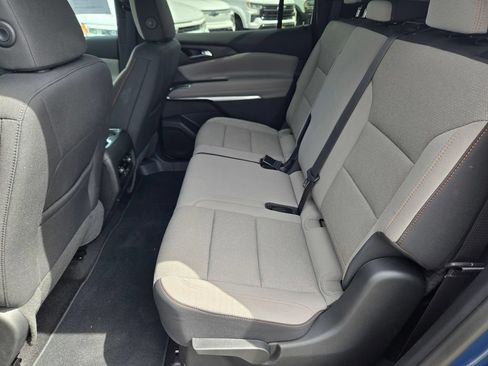 Used 2026 Chevrolet Traverse LT AWD/4WD image 10