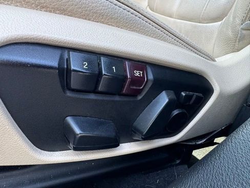 Used 2018 BMW X1 sDrive28i image 17