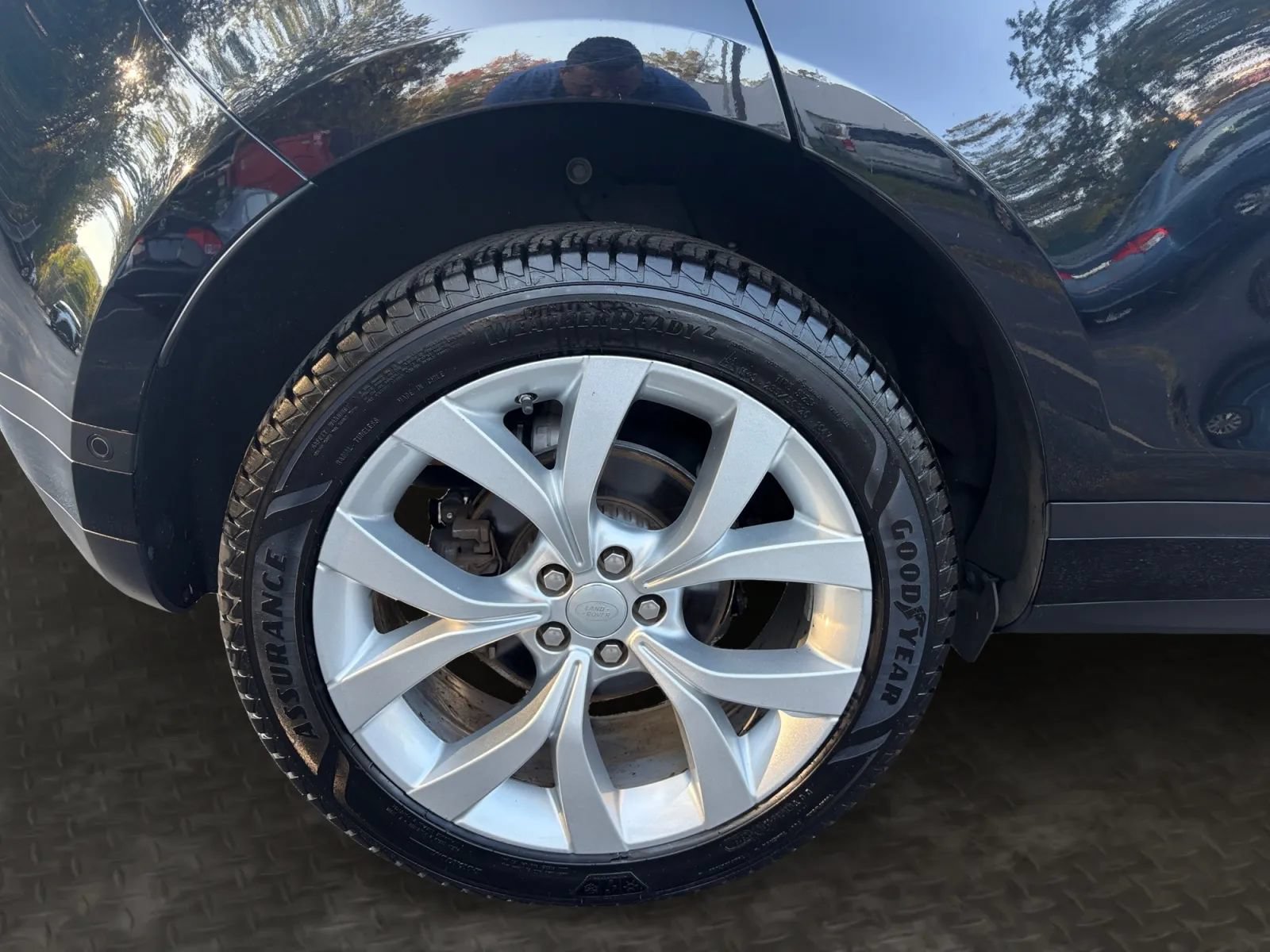 Used 2020 Land Rover Range Rover Evoque SE AWD/4WD image 39