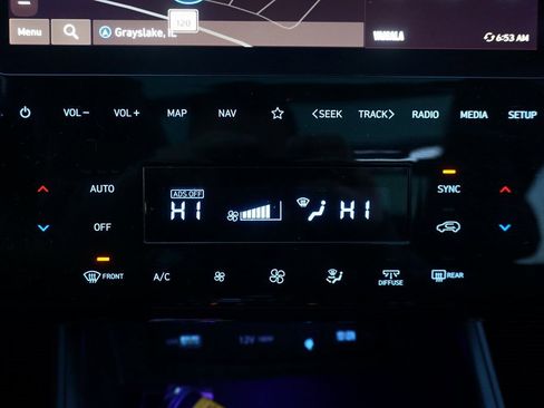 Used 2023 Hyundai Tucson Limited image 15