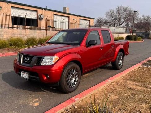 Used 2012 Nissan Frontier SV w/ Sport Appearance Pkg image 1