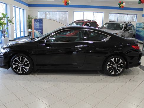 Used 2017 Honda Accord EX-L image 8