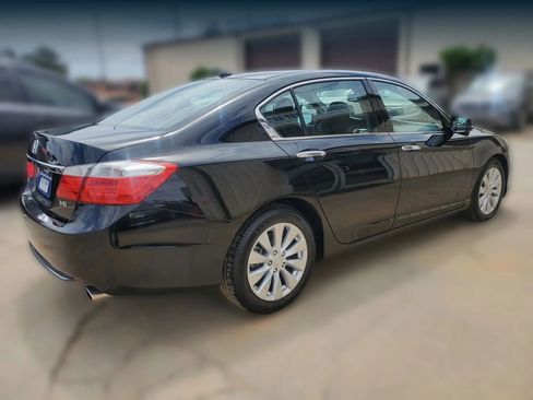 Used 2015 Honda Accord EX-L image 11