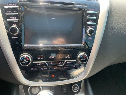 Used 2015 Nissan Murano SL w/ SL Technology Package FWD image 10