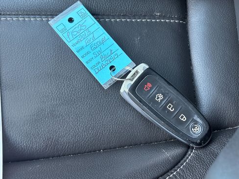 Used 2013 Ford Escape Titanium w/ Parking Technology Pkg image 25