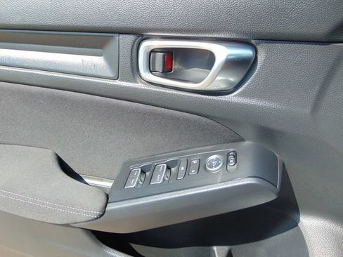 Certified 2025 Honda Civic Sport image 20
