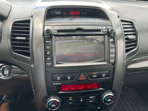 Used 2013 Kia Sorento SX w/ SX Premium Pkg AWD/4WD image 22