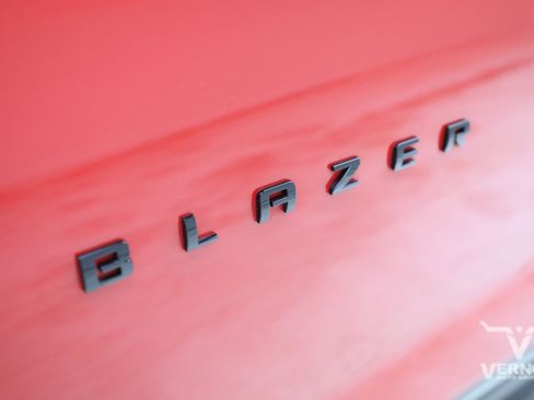 Used 2020 Chevrolet Blazer RS FWD image 38