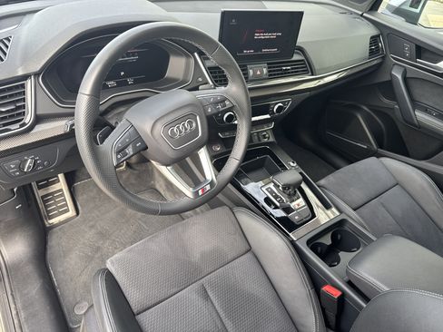 Used 2024 Audi SQ5 Premium Plus w/ Premium Plus Package image 14