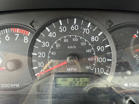 Used 2003 Toyota Corolla CE FWD image 11