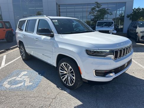New 2025 Jeep Wagoneer Series II image 6