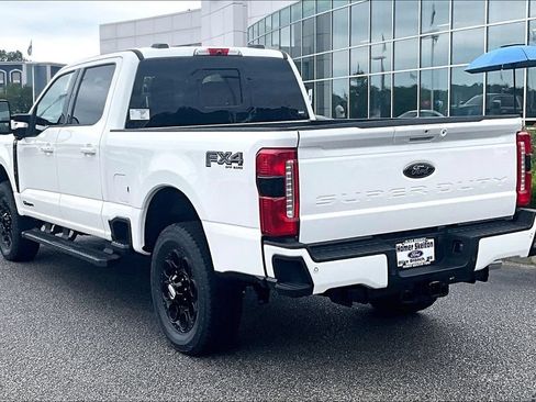 New 2026 Ford F250 Lariat w/ Black Appearance Package AWD/4WD image 3