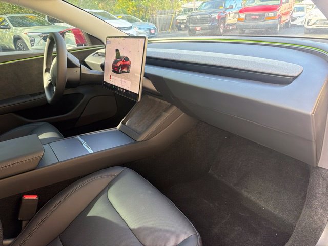 Used 2026 Tesla Model 3 AWD/4WD image 26