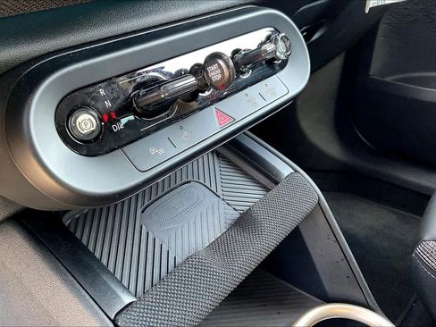 Certified 2025 MINI Cooper Countryman S w/ Comfort Package Max image 16