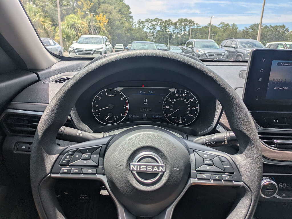 Used 2025 Nissan Altima 2.5 SV w/ SV Special Edition Package FWD image 29